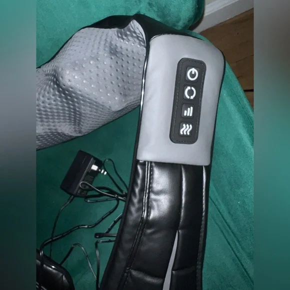 New neck massager headed and adjustable settings - Picture 4 of 8
